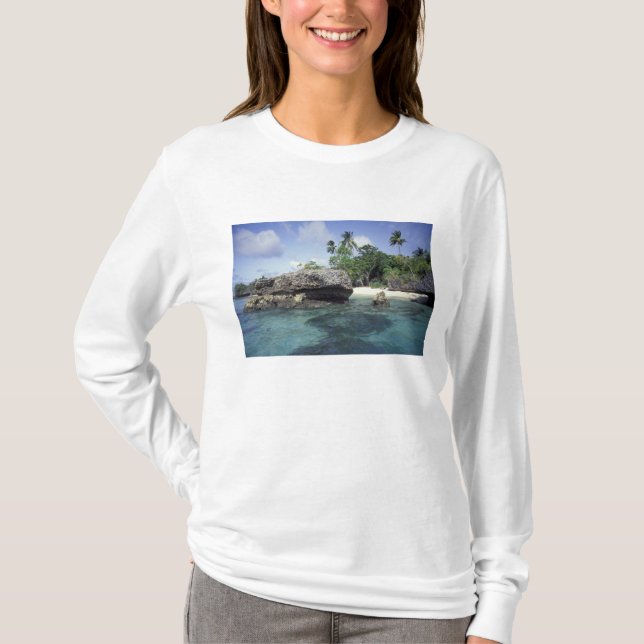 T-shirt Indonésie. Formations rocheuses le long du rivage (Devant)