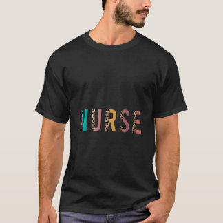 T-shirt Infirmière à domicile lettres imprimées léopard Rn