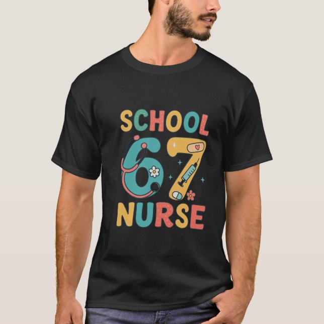 T-shirt Infirmière de l'école 67 six sept  mème infirmière (Devant)