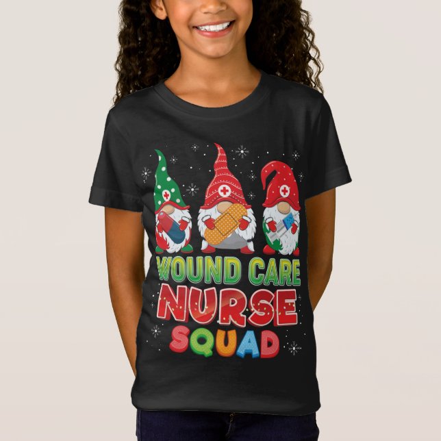 T-Shirt Infirmière de soins de la blessure Squad Noël Gnom (Devant)