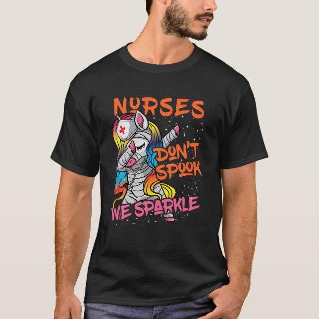 T-shirt Infirmière Halloween | Dabbing Unicorn Mummy Nurse (Devant)