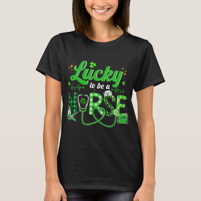 T-shirt Infirmière Jour de la Saint Patrick Heureux D'Être (Devant)