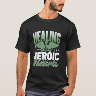 T-shirt Infirmière militaire soignant les cœurs héroïques