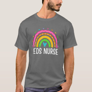 T-shirt Infirmière pédiatrique Infirmière Arc-en-ciel RN P