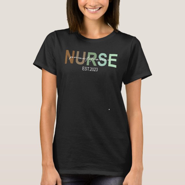 T-shirt Infirmière praticienne spécialisée Étudiante en so (Devant)