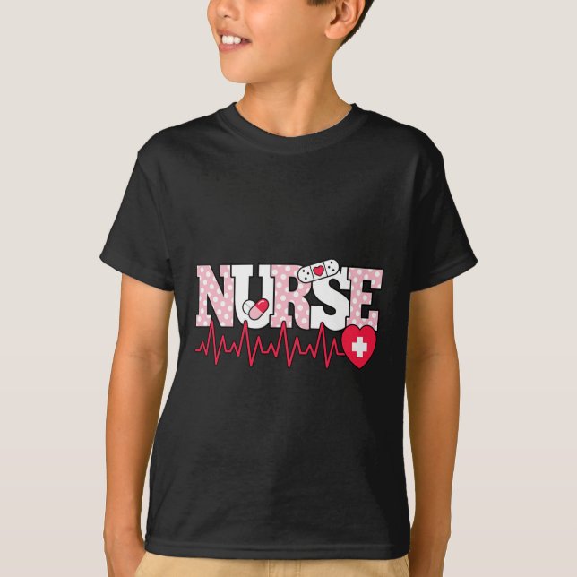 T-shirt Infirmière rose mignonne battement de coeur (Devant)