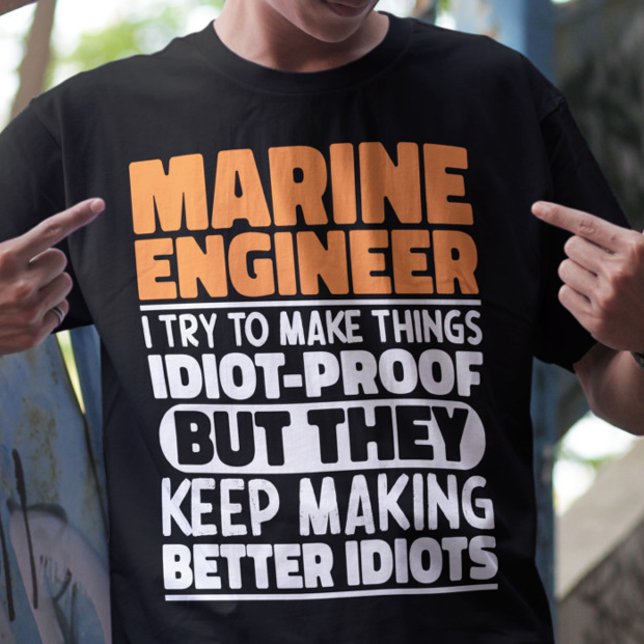 T-shirt Ingénieur En Marine, J'Essaie De Faire Des Choses  (Créateur téléchargé)