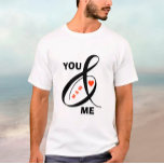 T-shirt Initiales romantiques personnalisées Coeur<br><div class="desc">T-shirt spécial unique — "VOUS ET MOI" avec vos initiales et le coeur rouge et l'esperluette fantaisie pour souligner votre connexion. Express votre amour et votre affection avec style et faire aujourd'hui spécial. Grand cadeau pour les anniversaires ou les vacances. Pour toute question de conception, envoyez un courriel à charmdesignstudio@rcn.com...</div>