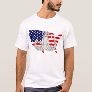 T-shirt Insigne du pays w/EOD de drapeau américain