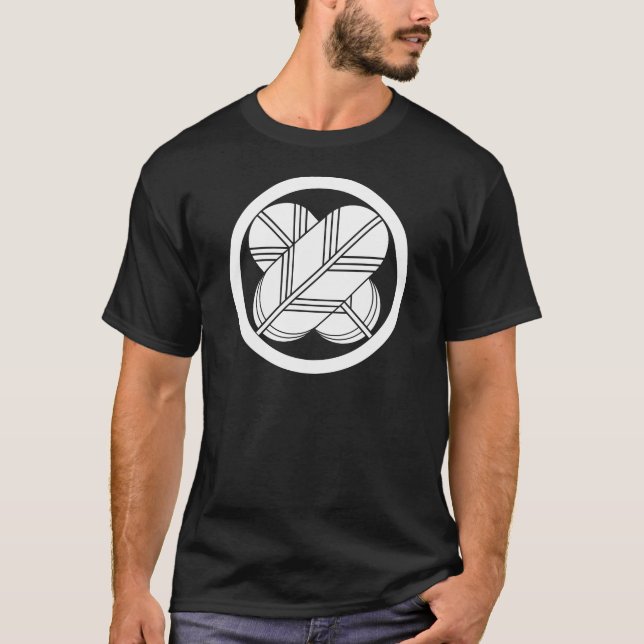 T-shirt Intersecting hawk feathers with foot in circle (Devant)