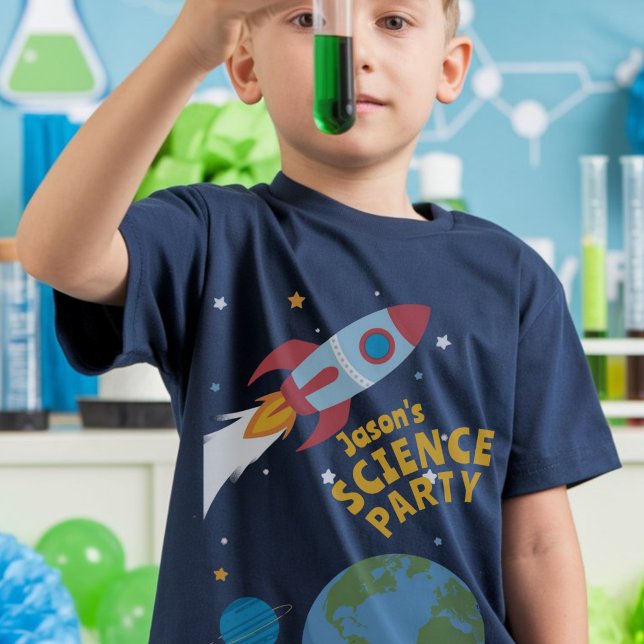 T-shirt Invité de la fête scientifique à la fusée d'honneu (Créateur téléchargé)