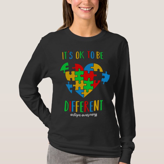 T-shirt It s OK to be different Autism Awareness month (Devant)
