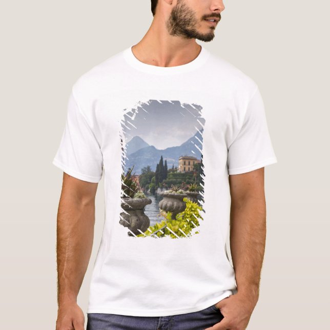 T-shirt Italie, province de Lecco, Varenna. Villa Monaster (Devant)
