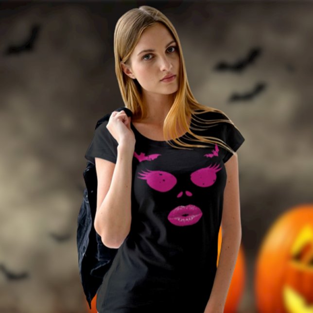 T-shirt Jack-o'-lanterne rose avec cils Halloween (Pink  Halloween Jack O Lantern Lips  Young Woman)