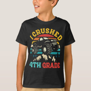 T-shirt J'ai broyé 4e année Monster Truck Graduation Cap