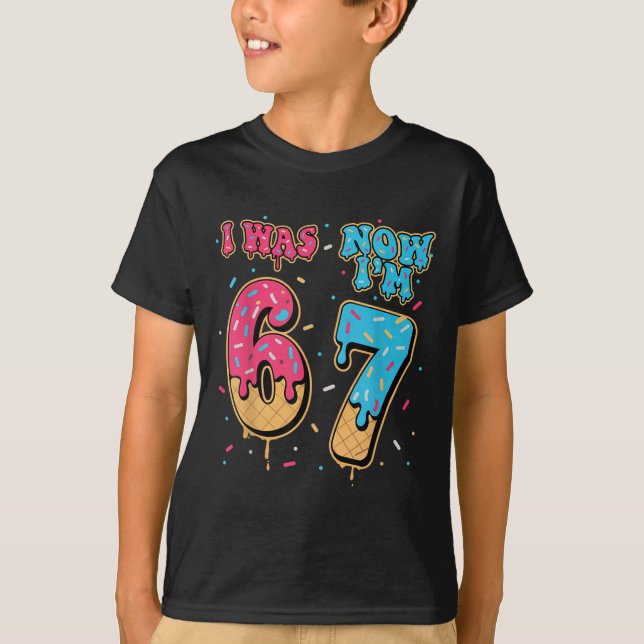 T-shirt J'ai eu 7 ans pour mon anniversaire J'avais 6 ans  (Devant)