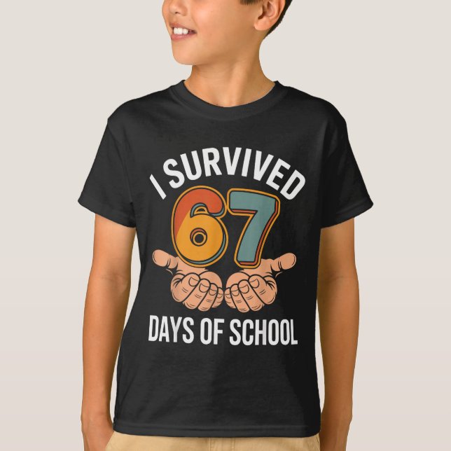 T-shirt J'ai survécu 67 jours d'école Prof de maths drôle  (Devant)