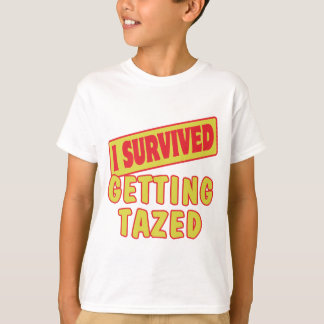 T-SHIRT J'AI SURVÉCU DE ME FAIRE TASSER