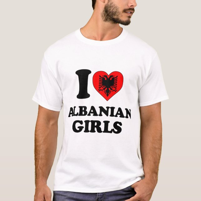 T-shirt J'aime les filles albanaises (Devant)