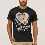 T-shirt J'aime mon amie Chalkboard Doodles Black Pink<br><div class="desc">Créez la vôtre J'aime ma petite amie mignonne chic girly blush rose et fusain blanc et noir tshirts. Cette chemise peut être un cadeau d'anniversaire frénétique et amusant. Forcez votre petit ami à porter cette super mignonne chemise tendance tiktok tout le temps. Il recevra beaucoup de compliments à l'école et...</div>