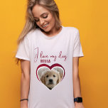 T-shirt J'aime mon chien Red Heart Photo Nom de l'animal d<br><div class="desc">J'aime mon chien Coeur Rouge Photo Nom de l'animal de compagnie T-shirt Femme. Une photo en forme de coeur. et un texte en écriture tendance. Ajoutez votre photo et votre nom.</div>