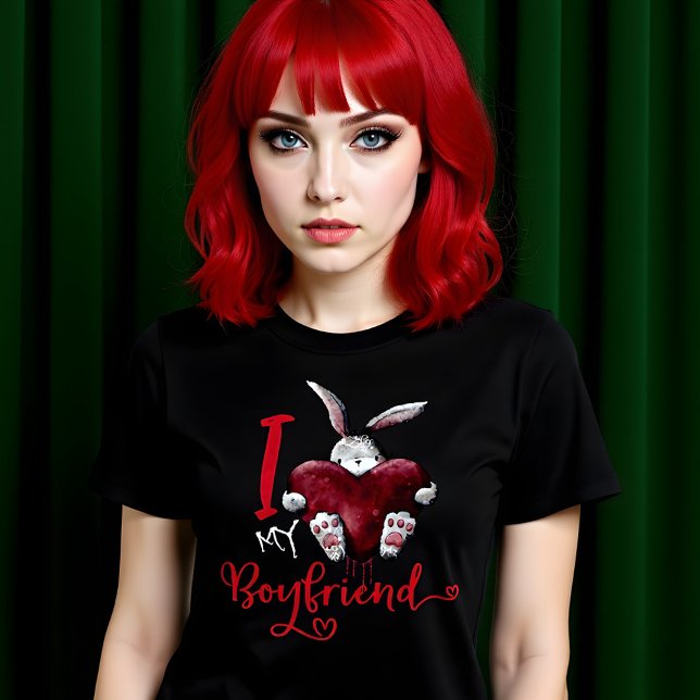T-shirt J'aime mon petit ami gothique (Créateur téléchargé)