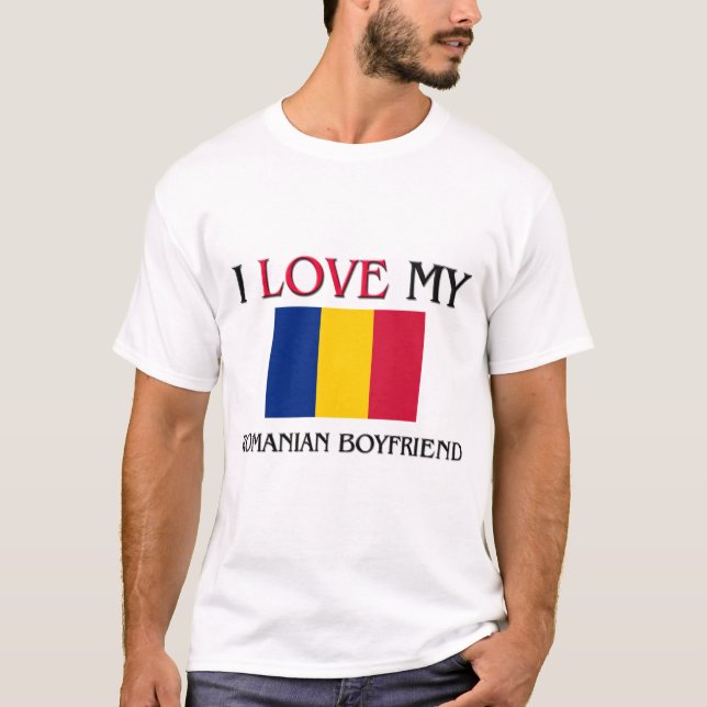 T-shirt J'aime mon petit ami roumain (Devant)