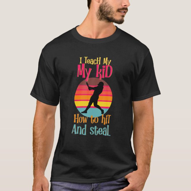 T-shirt J'Apprends À Mes Enfants Comment Frapper Et Voler  (Devant)