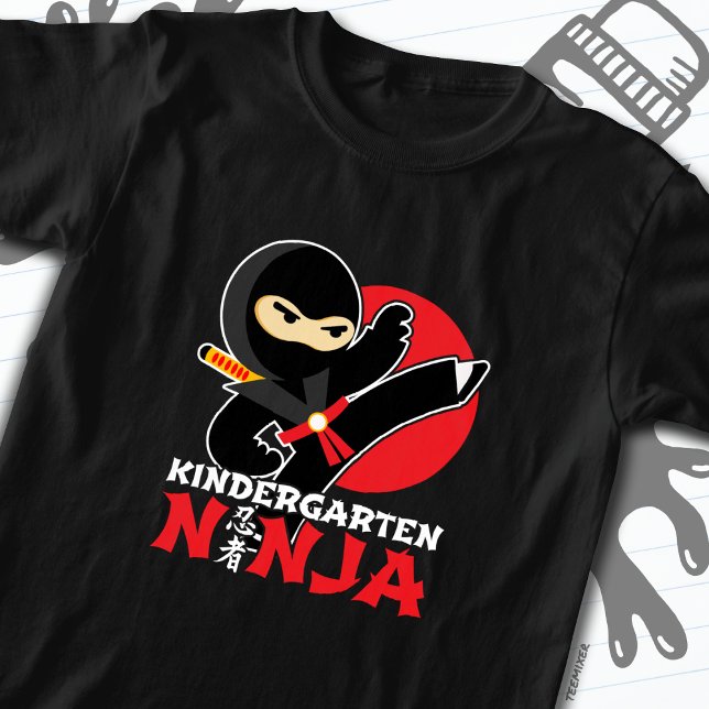 T-shirt Jardin D'Enfants Ninja Tirer Un Coup D'Oeil Premie (Créateur téléchargé)