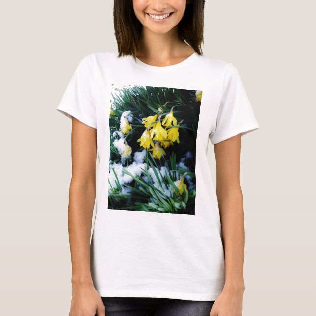T-shirt Jaune Daffodils fleurs dans la neige (Devant)