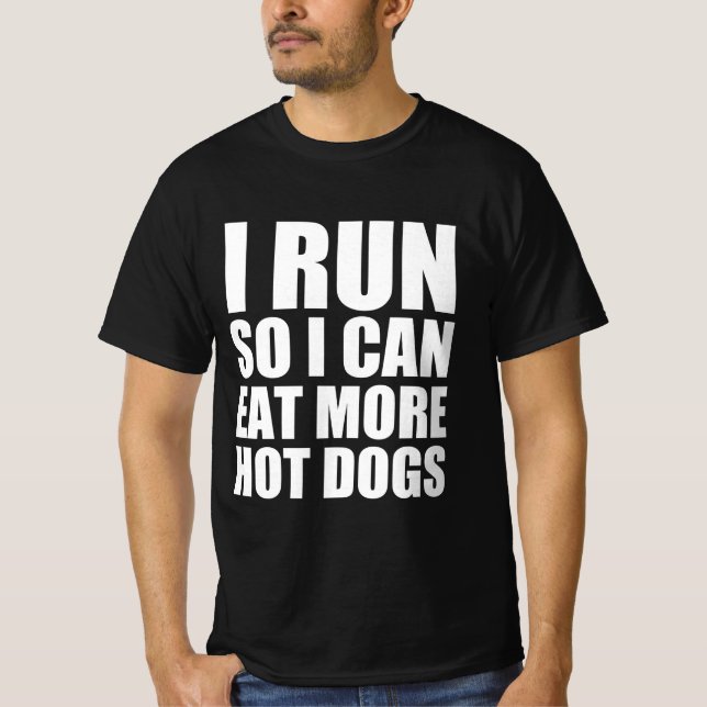 T-shirt Je cours pour manger plus de hot dogs (Devant)