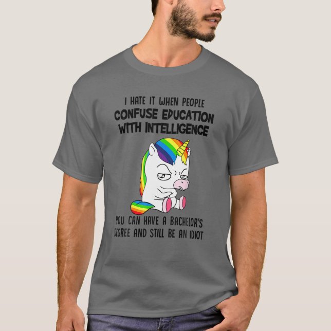 T-shirt Je Déteste Que Les Gens Confondent L'Éducation Ave (Devant)
