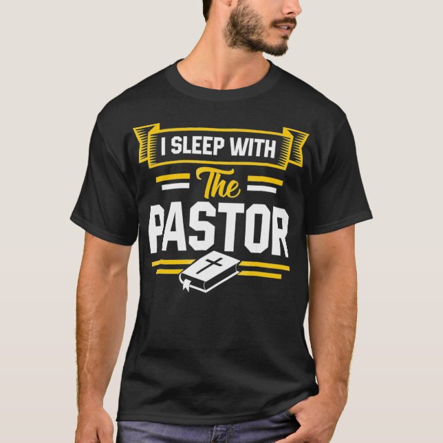 T-shirt Je Dors Avec Le Pasteur Drôle Pasteurs Femme (Devant)