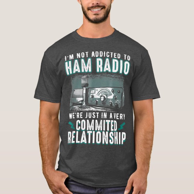T-shirt Je Ne Suis Pas Addicé À La Radio De Jambon Commis  (Devant)