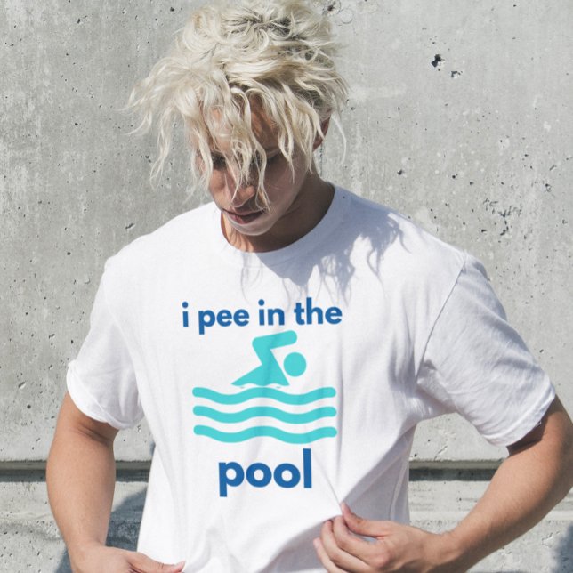 T-shirt je pisse dans la piscine drôle de nager pour nager (Créateur téléchargé)
