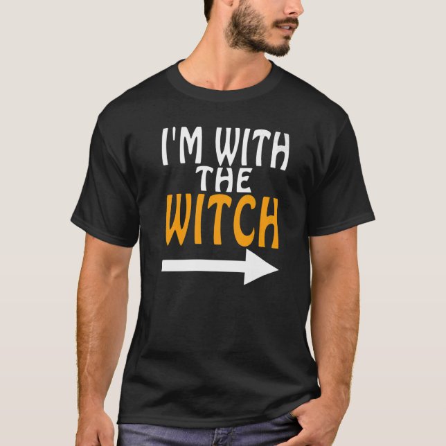 T-shirt Je Suis Avec Le Costume Halloween Mari Sorcière Po (Devant)