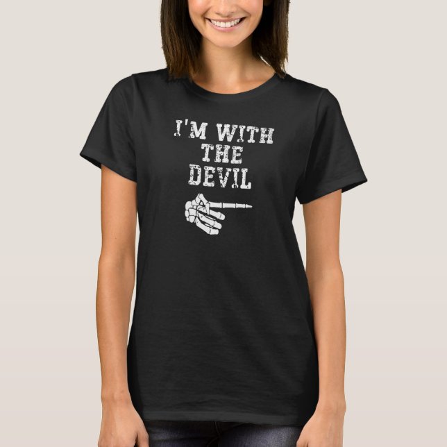 T-shirt Je suis avec l'Hallowee des couples jumelés de Dev (Devant)