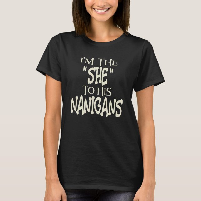 T-shirt Je suis la fille à ses Nanigans St Patrick's Day (Devant)