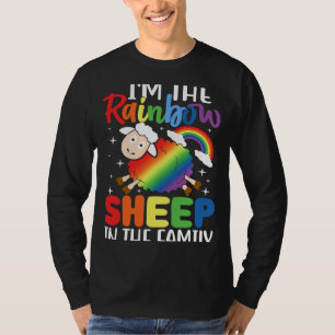 T-shirt Je suis le mouton arc-en-ciel dans la famille LGBT