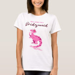 T-shirt Je suis une femme de ménage Dinosaure Caricature<br><div class="desc">Amusant pour les Bridesmaids à porter à la fête de la poule do ou de la bachelorette,  ce design plein d’esprit a une typographie rose Enfer Ouais je suis une Bridesmaid avec une caricature d’un mignon dinosaure profitant de la fête.</div>