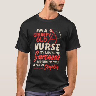 T-shirt Je Suis Une Vieille Infirmière Grumpy Femmes Drôle