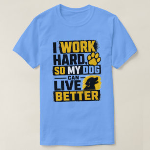 T-shirt Je travaille dur Conception de citation pour amate