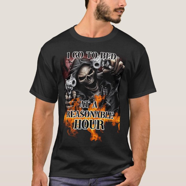 T-shirt Je Vais Au Lit À Une Heure Raisonnable (Devant)