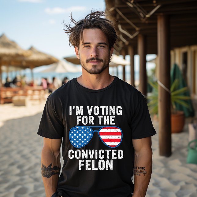 T-shirt Je vote pour le condamné Felon (Créateur téléchargé)
