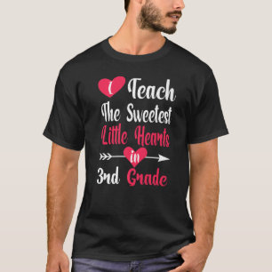 T-shirt J'Enseigne Le Petit Coeur Le Plus Doux Valentines