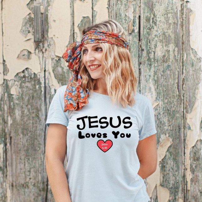 T-shirt Jésus t'aime Coeur Rouge (Créateur téléchargé)