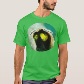 T-shirt Jetant un coup d'oeil sur mes poissons