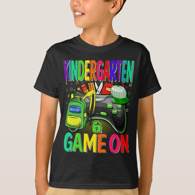 T-shirt Jeu De Jardin D'Enfants À L'École (Devant)