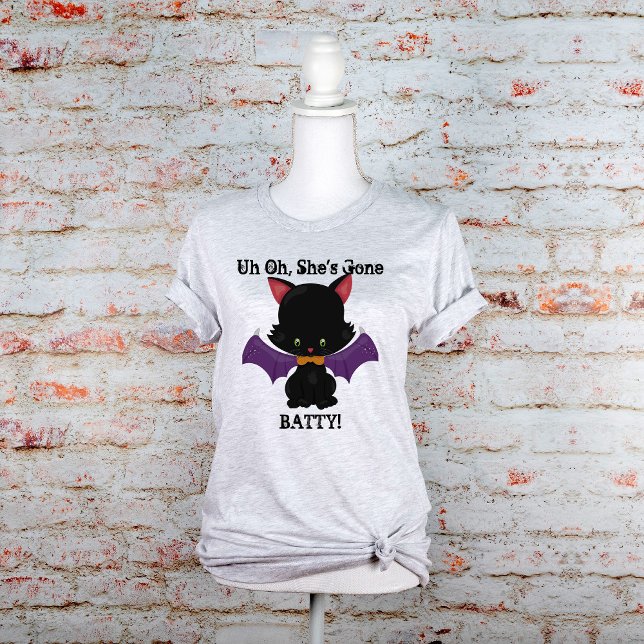 T-shirt Jeu d'Halloween noir Kitten avec des ailes de chau (Créateur téléchargé)