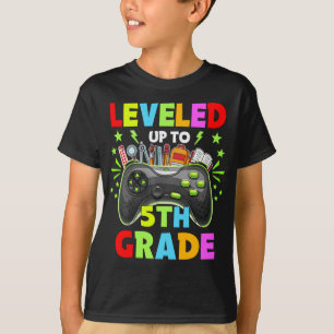 T-shirt Jeu vidéo allant jusqu'à la 5e année de retour à l